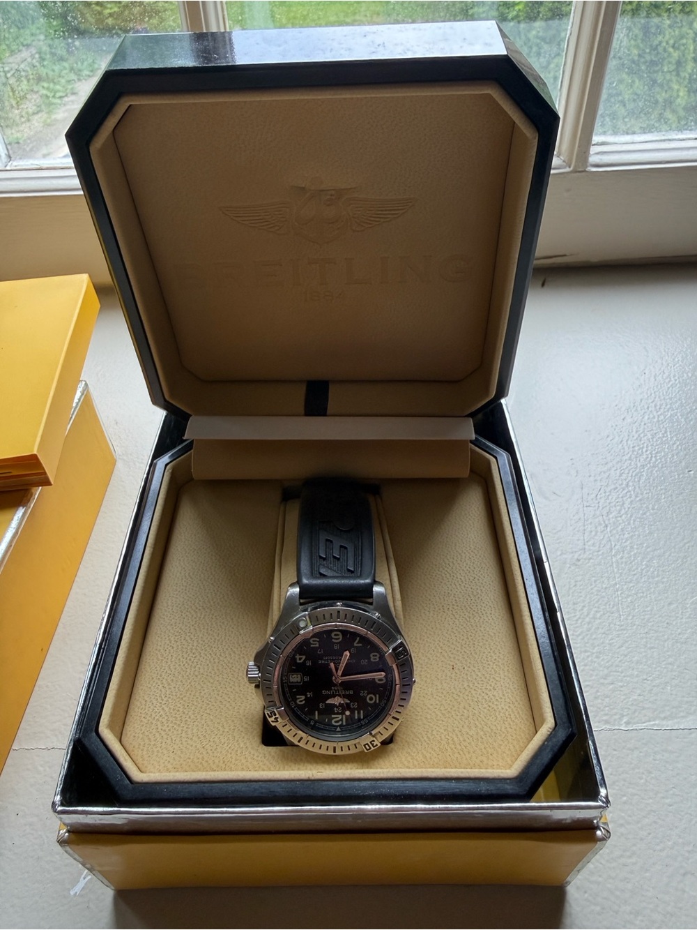 Breitling Black Dial Black Rubber Strap Watch